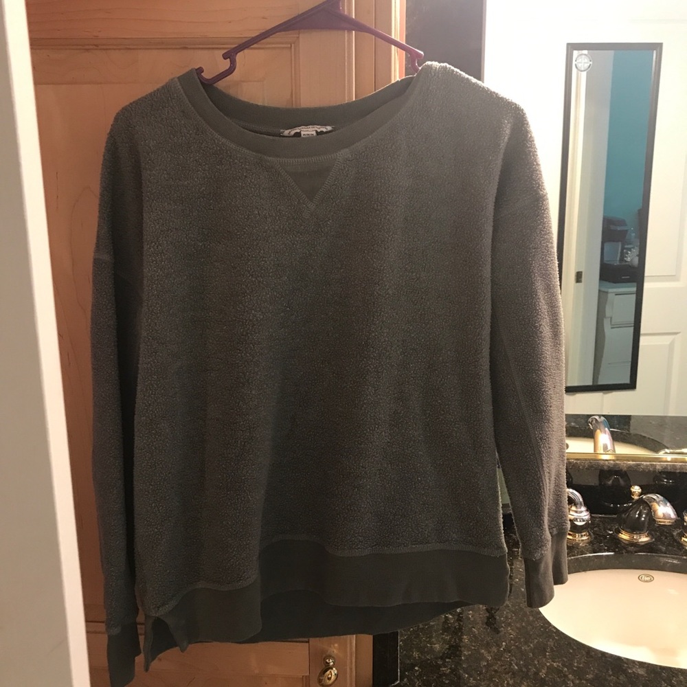 Green American Eagle sweatshirt